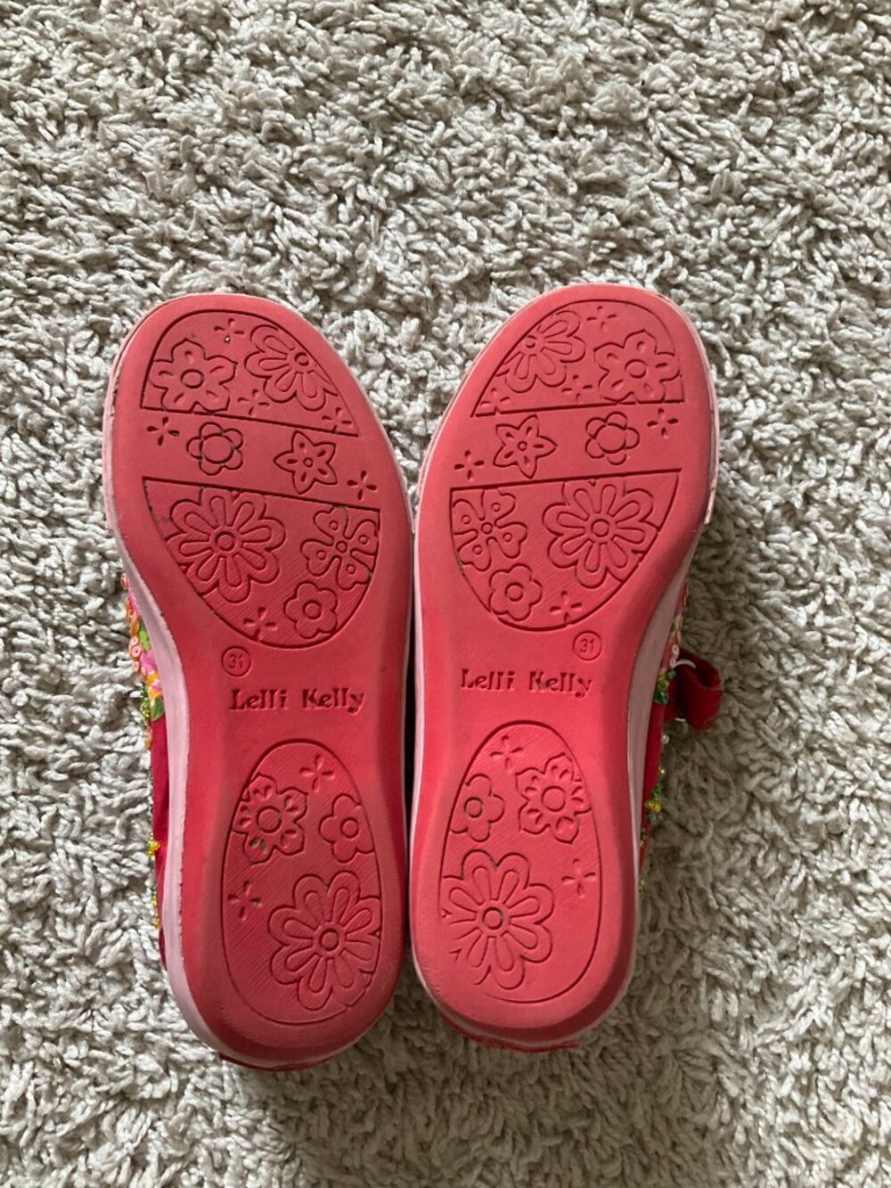 Lelli Kelly Red Mary Janes Shoes. Size: EU 31 Little Girl (US 13 Little Girl). - Picture 8 of 8